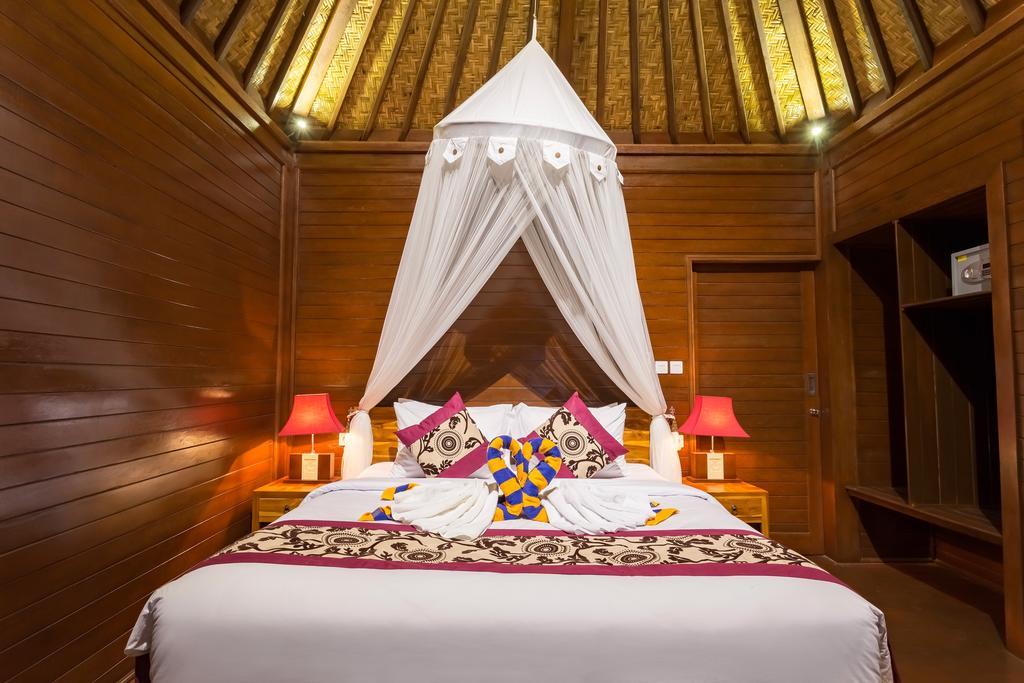 Hotel The Bridge Huts Nusa Lembongan Exterior foto