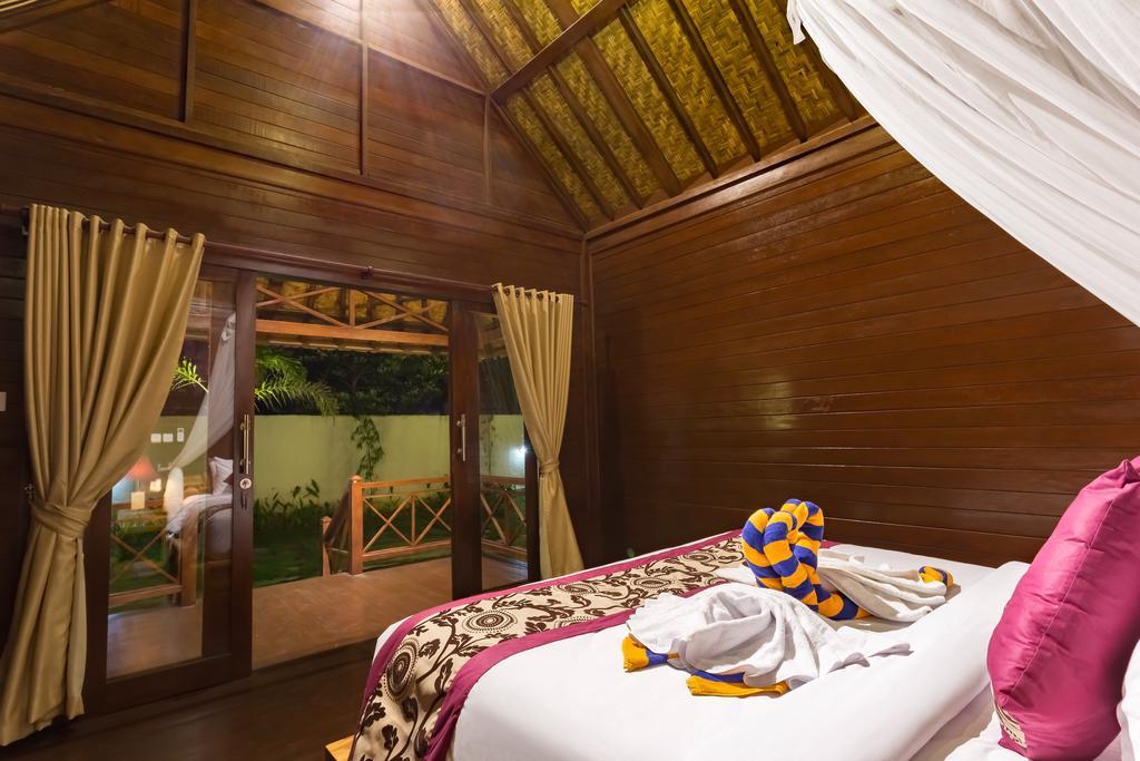Hotel The Bridge Huts Nusa Lembongan Exterior foto