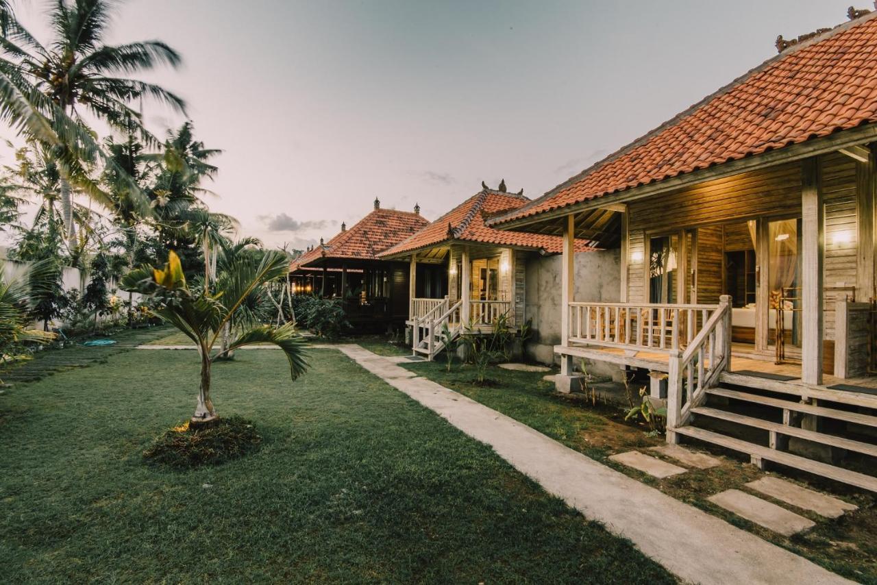Hotel The Bridge Huts Nusa Lembongan Exterior foto